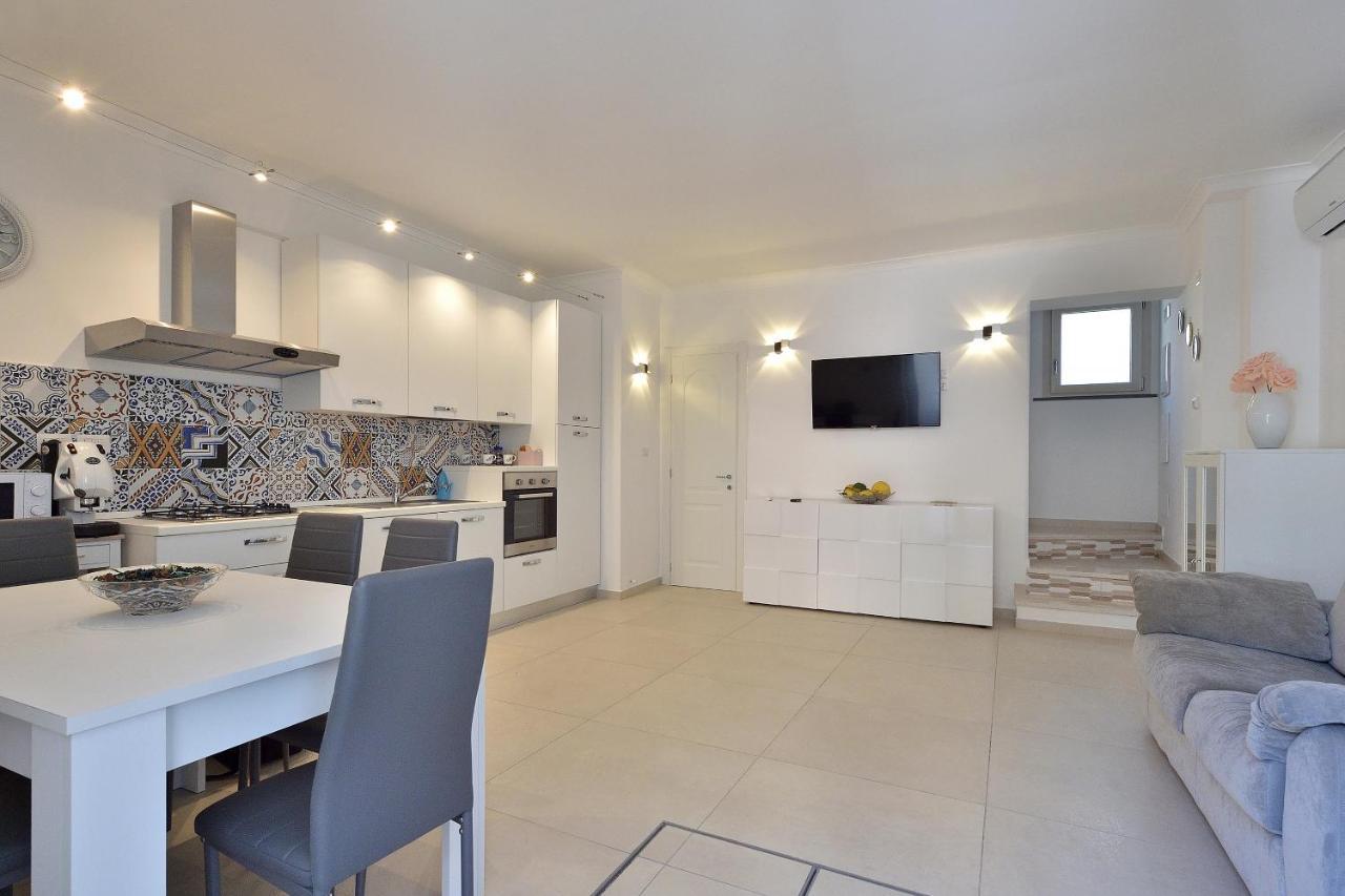 Sirena Apartment مينوري المظهر الخارجي الصورة